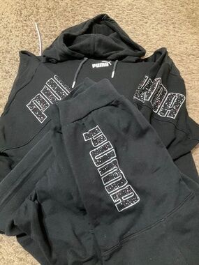 Puma 1-Hoodie Sweat Shirt & 1-Drawstring Sweat Pant